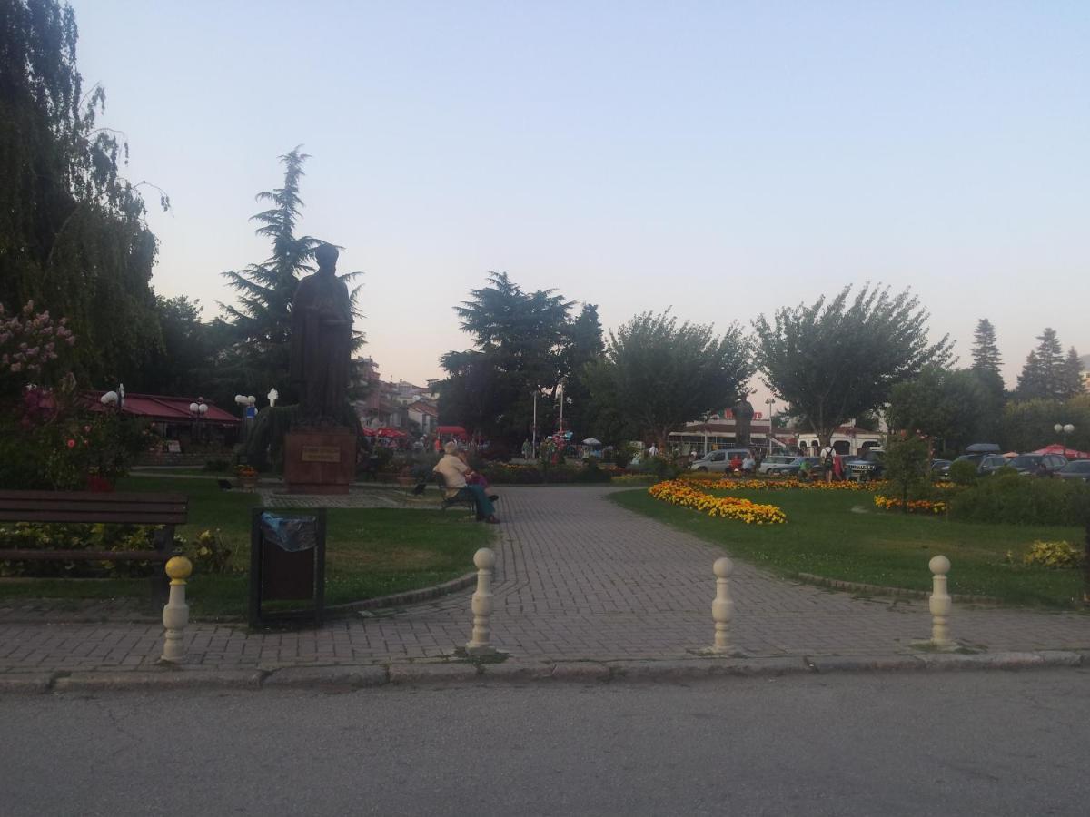 Guest House Ginek Ohrida Exterior foto